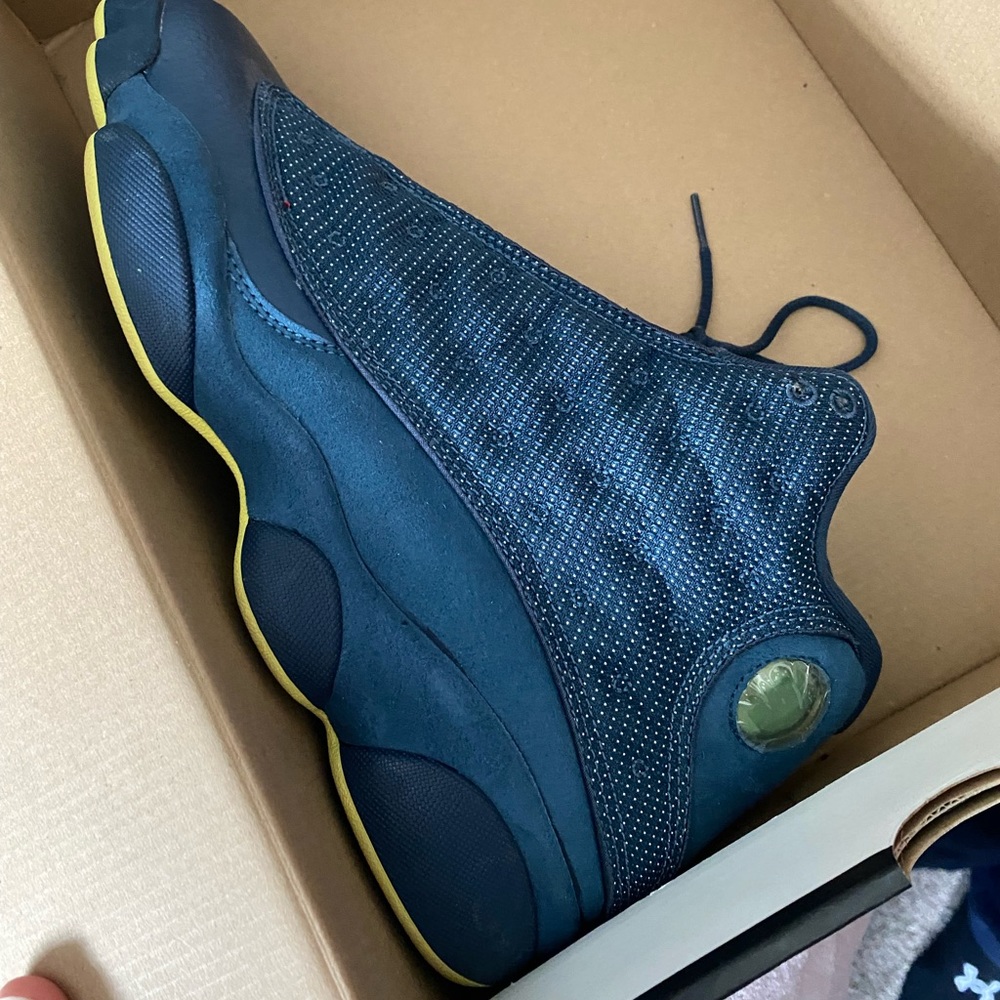 Air Jordan 13 Retro Sneaker 2012 Size 10.5
